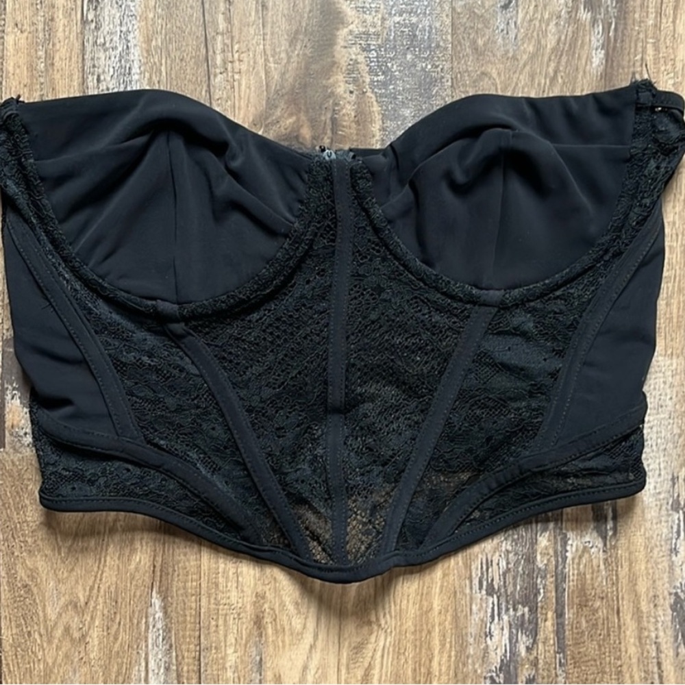Elegant Black Lace Bustier